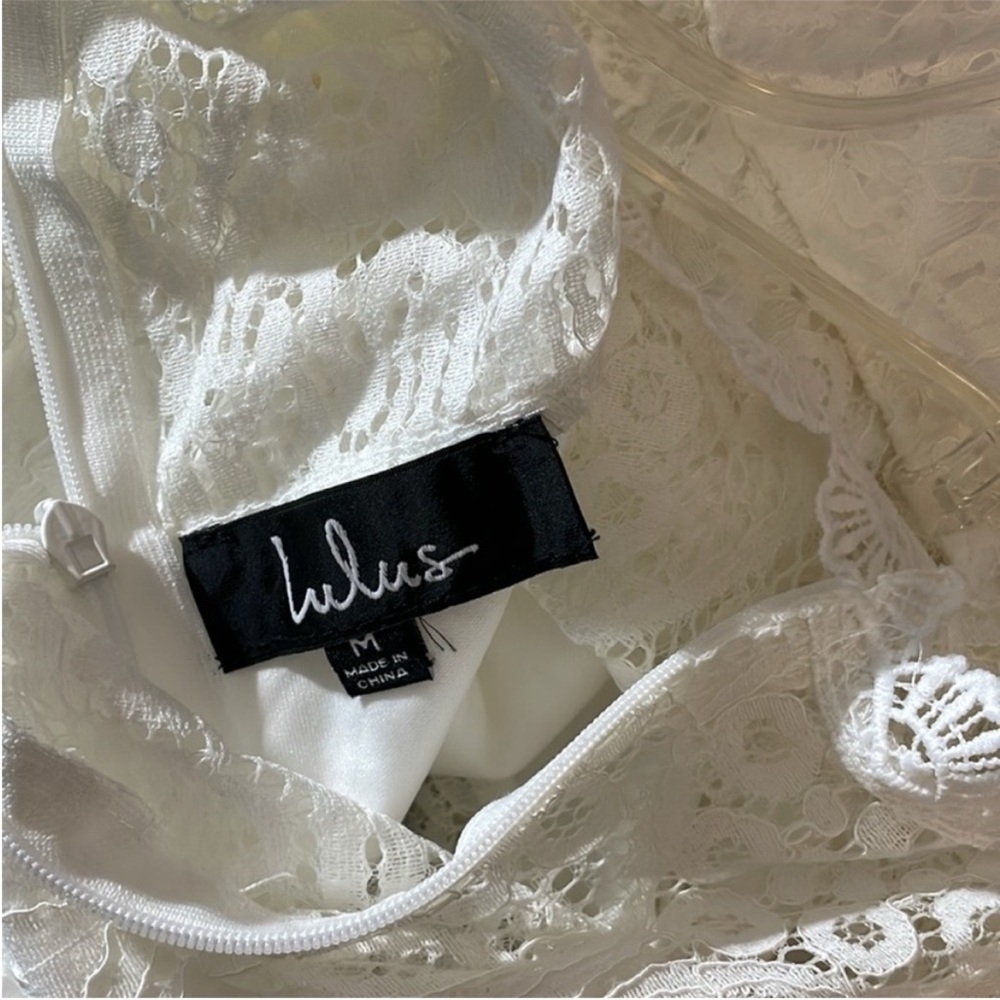 Lulu's Remarkable White Lace Midi Dress. Medium. NWT. - Picture 7 of 15